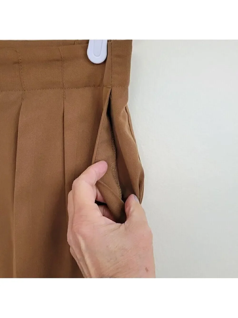 Chico's Front Pleated Skimmer Ankle Pants Tencel Brown Lightweight Flowy Size 10